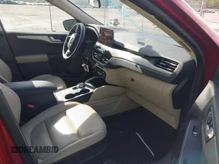 2020 Ford Escape SEL with VIN 1FMCU0H63LUB57993, listed as a IAAI auction lot 42473086 with 71,339 mi miles and . Bid and sale history available at DreamBid. Image 5.