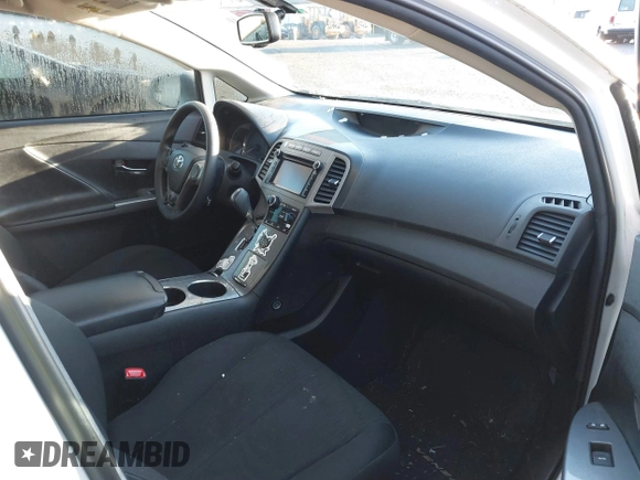 2013 Toyota Venza LE with VIN 4T3BK3BB2DU077232, listed as a IAAI auction lot 41860453 with 120,518 mi miles. Bid and sale history available at carsss.com. Image 5.