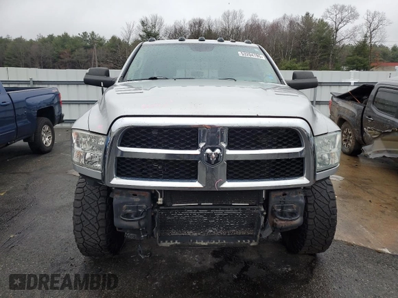 2013 Ram 2500 Big Horn z VIN 3C6UR5DL6DG569520, wystawiony jako Copart lot #53204785 z przebiegiem 231 636 mil mil oraz Szkoda całkowita • Salvage title. Historia ofert i sprzedaży dostępna na DreamBid. Obrazek 5.