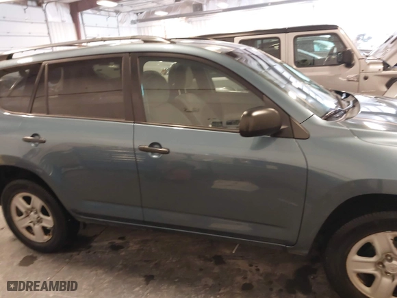 2010 Toyota RAV4 with VIN 2T3ZF4DV0AW021902, listed as a IAAI auction lot 41089906 with 191,093 mi miles. Bid and sale history available at carsss.com. Image 13.