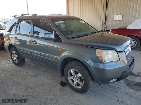 2007 Honda Pilot EX with VIN 5FNYF18427B005212, listed as a Copart auction lot 49246185 with 232,243 mi miles and Salvage Title. Bid and sale history available at carsss.com. Image 4.