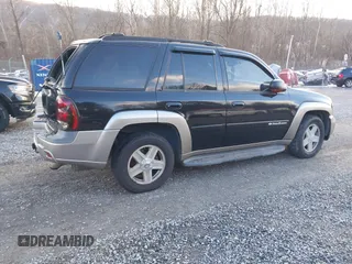 2002 Chevrolet TrailBlazer LTZ with VIN 1GNDT13S622520424, listed as a IAAI auction lot 41249749 with 217,711 mi miles and . Bid and sale history available at DreamBid. Image 4.