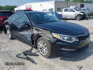 2017 Kia Optima LX z VIN 5XXGT4L37HG165718, wystawiony jako IAAI lot #42414193 z przebiegiem 76 243 mil mil oraz . Historia ofert i sprzedaży dostępna na DreamBid. Obrazek 1.