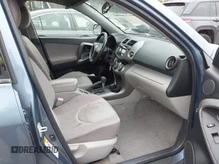 2007 Toyota RAV4 with VIN JTMBK33V675027230, listed as a IAAI auction lot 40697729 with 288,662 mi miles. Bid and sale history available at carsss.com. Image 5.