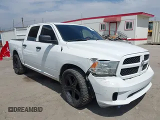 2018 Ram 1500 Express z VIN 1C6RR6KT8JS314824, wystawiony jako IAAI lot #42025225 z przebiegiem 77 862 mil mil oraz . Historia ofert i sprzedaży dostępna na DreamBid. Obrazek 1.