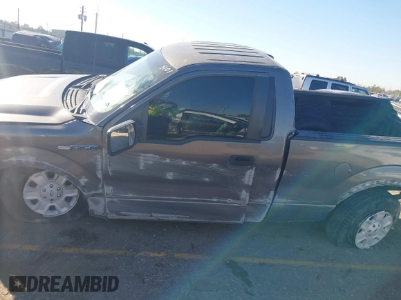 2012 Ford F-150 XL with VIN 1FTMF1CM6CKE05101, listed as a IAAI auction lot 40872533 with 83,706 mi miles. Bid and sale history available at carsss.com. Image 14.