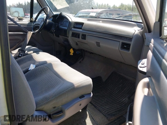 1995 Ford F-250 with VIN 1FTHX25G9SKC21619, listed as a IAAI auction lot 42614230 with 226,317 mi miles and . Bid and sale history available at DreamBid. Image 5.