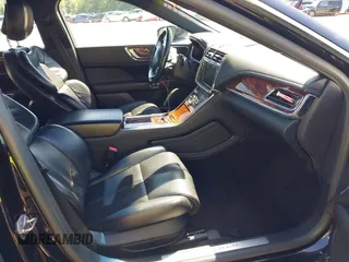 2019 Lincoln Continental Select z VIN 1LN6L9SK0K5609739, wystawiony jako IAAI lot #42268768 z przebiegiem 150 786 mil mil oraz . Historia ofert i sprzedaży dostępna na DreamBid. Obrazek 5.