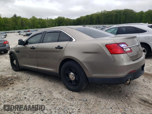 2013 Ford Police Interceptor z VIN 1FAHP2M81DG124615, wystawiony jako Copart lot #56727015 z przebiegiem 190 319 mil mil oraz Czysty tytuł • Clean title. Historia ofert i sprzedaży dostępna na DreamBid. Obrazek 2.