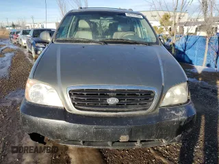 2005 Kia Sedona LX with VIN KNDUP131X56672224, listed as a Copart auction lot 88444405 with 151,386 mi miles and Salvage Title. Bid and sale history available at carsss.com. Image 5.