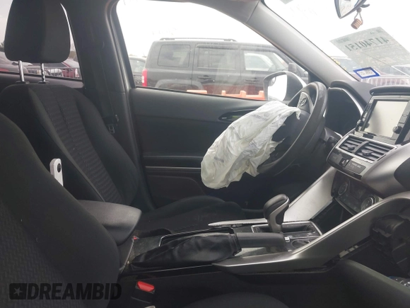 2020 Mitsubishi Eclipse Cross ES z VIN JA4AS3AA4LZ009432, wystawiony jako IAAI lot #41740151 z przebiegiem 75 512 mil mil oraz . Historia ofert i sprzedaży dostępna na DreamBid. Obrazek 5.