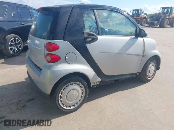2015 Smart fortwo Passion with VIN WMEEJ3BA1FK798128, listed as a IAAI auction lot 42199148 with 91,000 mi miles and . Bid and sale history available at DreamBid. Image 4.