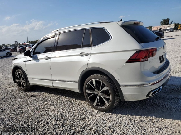 2022 Volkswagen Tiguan SEL R-Line with VIN 3VV4B7AX7NM116561, listed as a Copart auction lot 47264305 with 31,041 mi miles and Non Repairable. Bid and sale history available at carsss.com. Image 2.