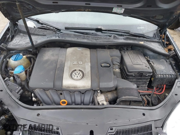 2009 Volkswagen Jetta Sedan SE with VIN 3VWRM71K39M061922, listed as a IAAI auction lot 41833902 with 207,905 mi miles. Bid and sale history available at carsss.com. Image 10.