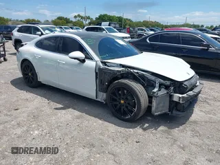 2018 Porsche Panamera 4S с VIN WP0AB2A76JL131763, выставлен на аукционе IAAI как лот 42038086 с пробегом 68 121 миль миль и . История ставок и продаж доступна на DreamBid. Изображение 1.