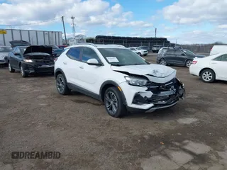 2022 Buick Encore GX Select with VIN KL4MMDS29NB117352, listed as a IAAI auction lot 41689577 with 33,013 mi miles and . Bid and sale history available at DreamBid. Image 1.
