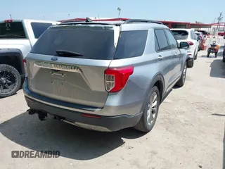 2021 Ford Explorer XLT with VIN 1FMSK7DH1MGC16346, listed as a IAAI auction lot 42029757 with 50,314 mi miles. Bid and sale history available at carsss.com. Image 4.