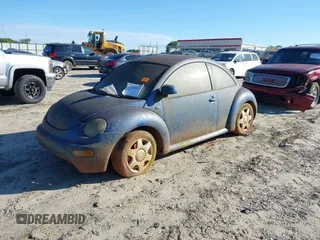 1999 Volkswagen Beetle GLS with VIN 3VWCC21C8XM426984, listed as a IAAI auction lot 42285973 with Not provided miles and . Bid and sale history available at DreamBid. Image 2.