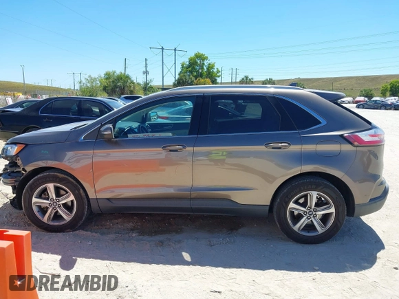 2019 Ford Edge SEL with VIN 2FMPK3J90KBB67205, listed as a IAAI auction lot 41836997 with 86,805 mi miles. Bid and sale history available at carsss.com. Image 15.