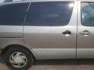 2000 Toyota Sienna LE with VIN 4T3ZF13C8YU219698, listed as a Copart auction lot 59733984 with 305,061 mi miles and Salvage Title. Bid and sale history available at carsss.com. Image 12.