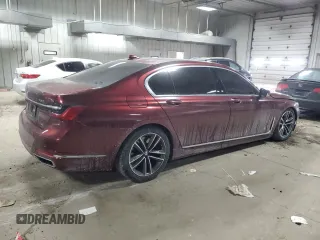 2022 BMW 7 Series 750i xDrive z VIN WBA7U2C04NCG88407, wystawiony jako Copart lot #42753005 z przebiegiem 22 950 mil mil oraz Nie do naprawy • Non repairable. Historia ofert i sprzedaży dostępna na DreamBid. Obrazek 3.