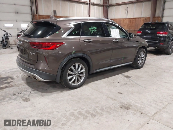 2019 Infiniti QX50 Luxe with VIN 3PCAJ5M36KF134096, listed as a IAAI auction lot 41851337 with 77,647 mi miles and . Bid and sale history available at DreamBid. Image 4.