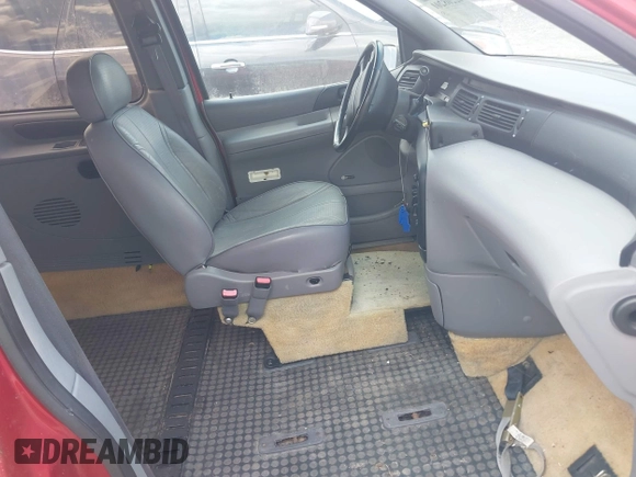 1995 Ford Windstar GL with VIN 2FMDA5140SBC55967, listed as a IAAI auction lot 42208201 with 97,670 mi miles and . Bid and sale history available at carsss.com. Image 5.