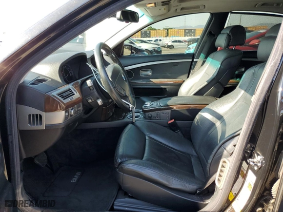 2007 BMW 7 Series 750i with VIN WBAHL83567DT09276, listed as a Copart auction lot 51868895 with 150,744 mi miles and Clean Title. Bid and sale history available at carsss.com. Image 7.