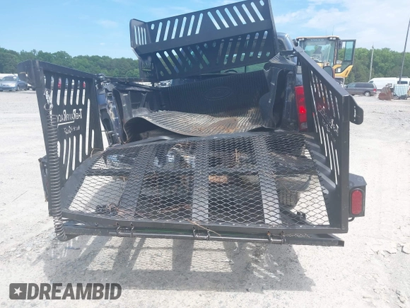 2004 Ford F-250 XL with VIN 1FTNX21P14ED44650, listed as a IAAI auction lot 42200599 with 231,965 mi miles and . Bid and sale history available at DreamBid. Image 16.