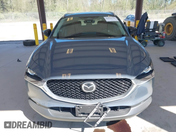 2024 Mazda CX-30 S Preferred with VIN 3MVDMBCM0RM641917, listed as a IAAI auction lot 42058344 with 3,005 mi miles and . Bid and sale history available at DreamBid. Image 13.