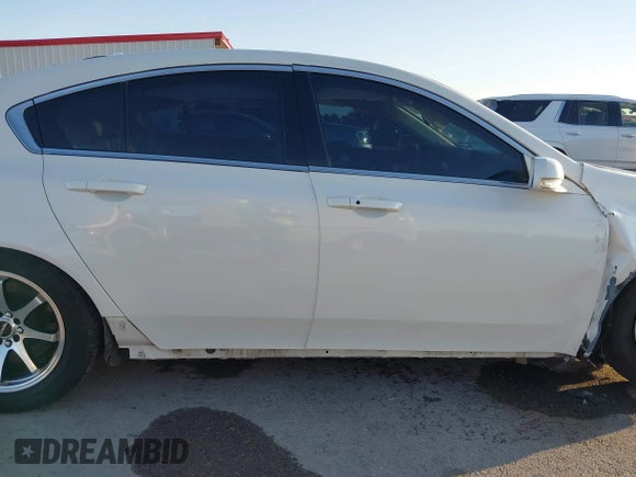 2013 Acura TL Tech with VIN 19UUA8F57DA000644, listed as a IAAI auction lot 41166316 with 111,788 mi miles. Bid and sale history available at carsss.com. Image 19.
