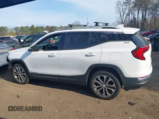 2019 GMC Terrain SLT with VIN 3GKALVEX4KL196162, listed as a IAAI auction lot 42068583 with 81,523 mi miles. Bid and sale history available at carsss.com. Image 15.