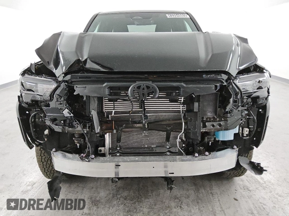 2025 Toyota Tacoma SR with VIN 3TMLB5JN3SM091179, listed as a Copart auction lot 43394885 with 749 mi miles and Clean Title. Bid and sale history available at DreamBid. Image 5.