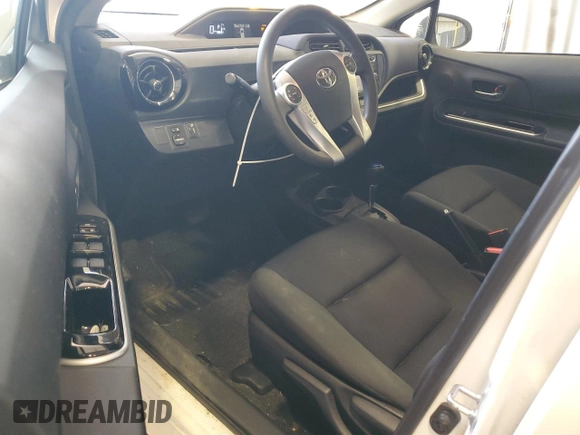 2016 Toyota Prius One z VIN JTDKDTB37G1125328, wystawiony jako Copart lot #53269985 z przebiegiem 86 924 mil mil oraz Czysty tytuł • Clean title. Historia ofert i sprzedaży dostępna na DreamBid. Obrazek 8.