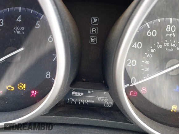 2012 Mazda 3 i Sport z VIN JM1BL1UG0C1530996, wystawiony jako IAAI lot #41987191 z przebiegiem 174 144 mil mil oraz . Historia ofert i sprzedaży dostępna na DreamBid. Obrazek 7.