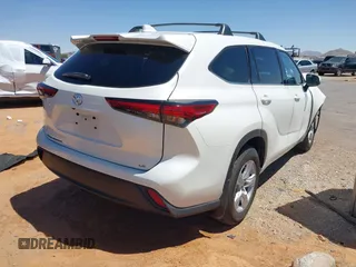 2021 Toyota Highlander L z VIN 5TDZZRAH1MS071300, wystawiony jako IAAI lot #42151244 z przebiegiem 32 780 mil mil oraz . Historia ofert i sprzedaży dostępna na DreamBid. Obrazek 4.