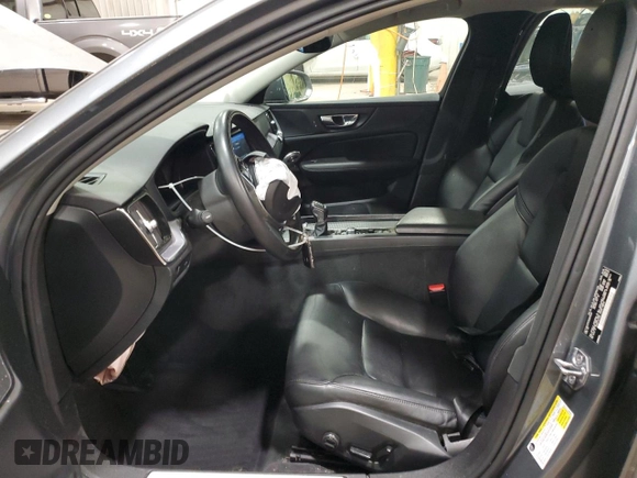 2019 Volvo S60 Momentum with VIN 7JRA22TK3KG014509, listed as a Copart auction lot 57210604 with 0 mi miles and Salvage Title. Bid and sale history available at carsss.com. Image 7.