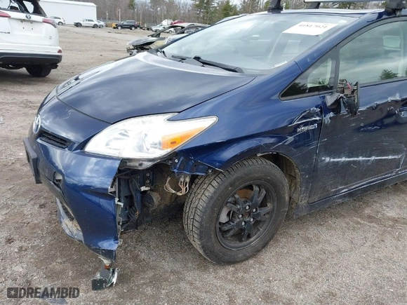 2013 Toyota Prius One with VIN JTDKN3DU4D1697830, listed as a IAAI auction lot 41817021 with NaN miles. Bid and sale history available at carsss.com. Image 6.