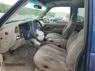 1998 Chevrolet Silverado 1500 with VIN 1GCEK19R1WE147639, listed as a Copart auction lot 55792545 with 193,501 mi miles and Salvage Title. Bid and sale history available at DreamBid. Image 7.