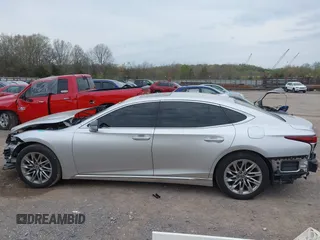 2018 Lexus LS 500 z VIN JTHB51FF8J5000536, wystawiony jako IAAI lot #41842885 z przebiegiem 39 277 mil mil oraz . Historia ofert i sprzedaży dostępna na DreamBid. Obrazek 14.