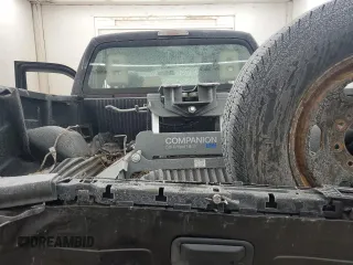 2013 Ford F-350 XL с VIN 1FT8X3BTXDEA58701, выставлен на аукционе Copart как лот 42200085 с пробегом 167 680 миль миль и Списание • Salvage title. История ставок и продаж доступна на DreamBid. Изображение 10.