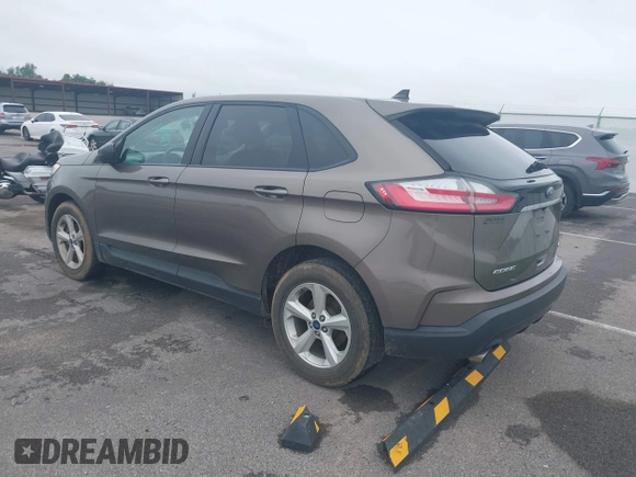 2019 Ford Edge SE with VIN 2FMPK3G99KBC51062, listed as a IAAI auction lot 42527855 with 97,658 mi miles and . Bid and sale history available at DreamBid. Image 3.