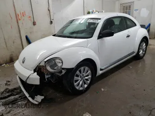 2013 Volkswagen Beetle Entry with VIN 3VWFP7AT2DM636099, listed as a Copart auction lot 87758325 with 77,048 mi miles and Salvage Title. Bid and sale history available at DreamBid. Image 1.