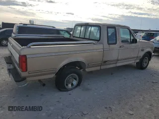 1993 Ford F-150 with VIN 1FTEX15N6PKA32381, listed as a Copart auction lot 82469904 with 0 mi miles and Clean Title. Bid and sale history available at carsss.com. Image 3.