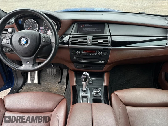 2013 BMW X6 M with VIN 5YMGZ0C57DLL29849, listed as a Copart auction lot 53517205 with 117,400 mi miles and Clean Title. Bid and sale history available at carsss.com. Image 9.