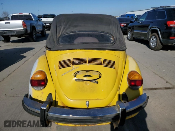1979 Volkswagen Beetle with VIN 1582009602, listed as a Copart auction lot 42561745 with 25,764 mi miles and Salvage Title. Bid and sale history available at DreamBid. Image 6.