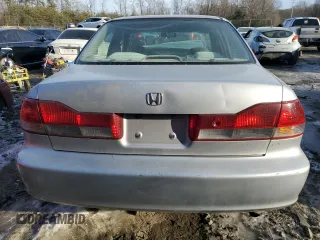 2001 Honda Accord LX z VIN 1HGCG56471A146182, wystawiony jako Copart lot #42026935 z przebiegiem Nie podano mil oraz Szkoda całkowita • Salvage title. Historia ofert i sprzedaży dostępna na DreamBid. Obrazek 6.