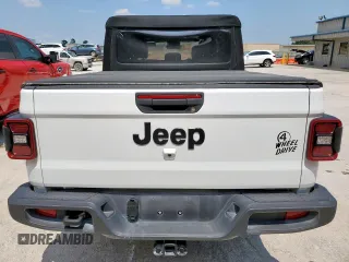 2024 Jeep Gladiator Sport S z VIN 1C6HJTAG2RL113030, wystawiony jako Copart lot #59023085 z przebiegiem Nie podano mil oraz Nie do naprawy • Non repairable. Historia ofert i sprzedaży dostępna na DreamBid. Obrazek 6.