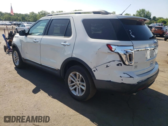 2011 Ford Explorer XLT z VIN 1FMHK8D82BGA55387, wystawiony jako Copart lot #59358495 z przebiegiem 124 152 mil mil oraz Szkoda całkowita • Salvage title. Historia ofert i sprzedaży dostępna na DreamBid. Obrazek 2.
