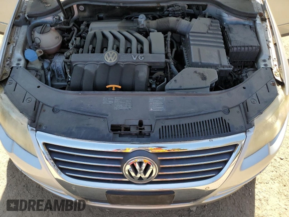 2008 Volkswagen Passat z VIN WVWCU73C88P118266, wystawiony jako Copart lot #53649095 z przebiegiem 50 217 mil mil oraz Czysty tytuł • Clean title. Historia ofert i sprzedaży dostępna na DreamBid. Obrazek 11.
